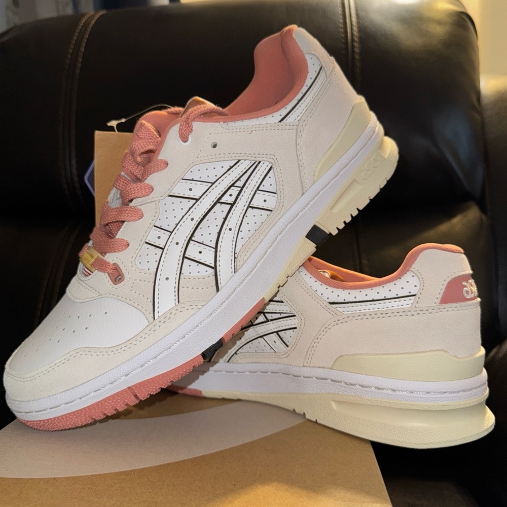 Brand New-New Asics Men's Ex89 Sneaker Size 10 Color Cream /white New With Box